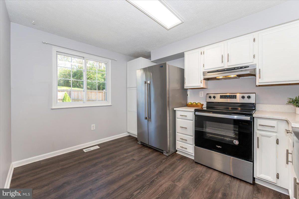 AMBER MEADOWS - Residential