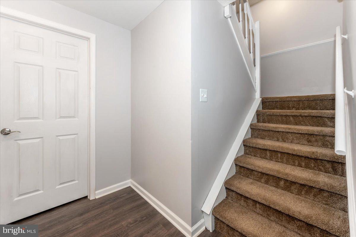 AMBER MEADOWS - Residential