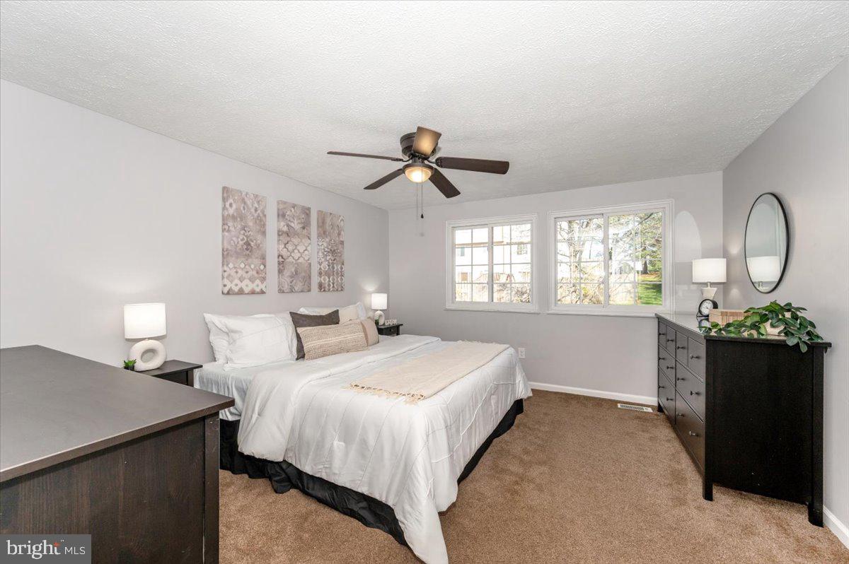 AMBER MEADOWS - Residential