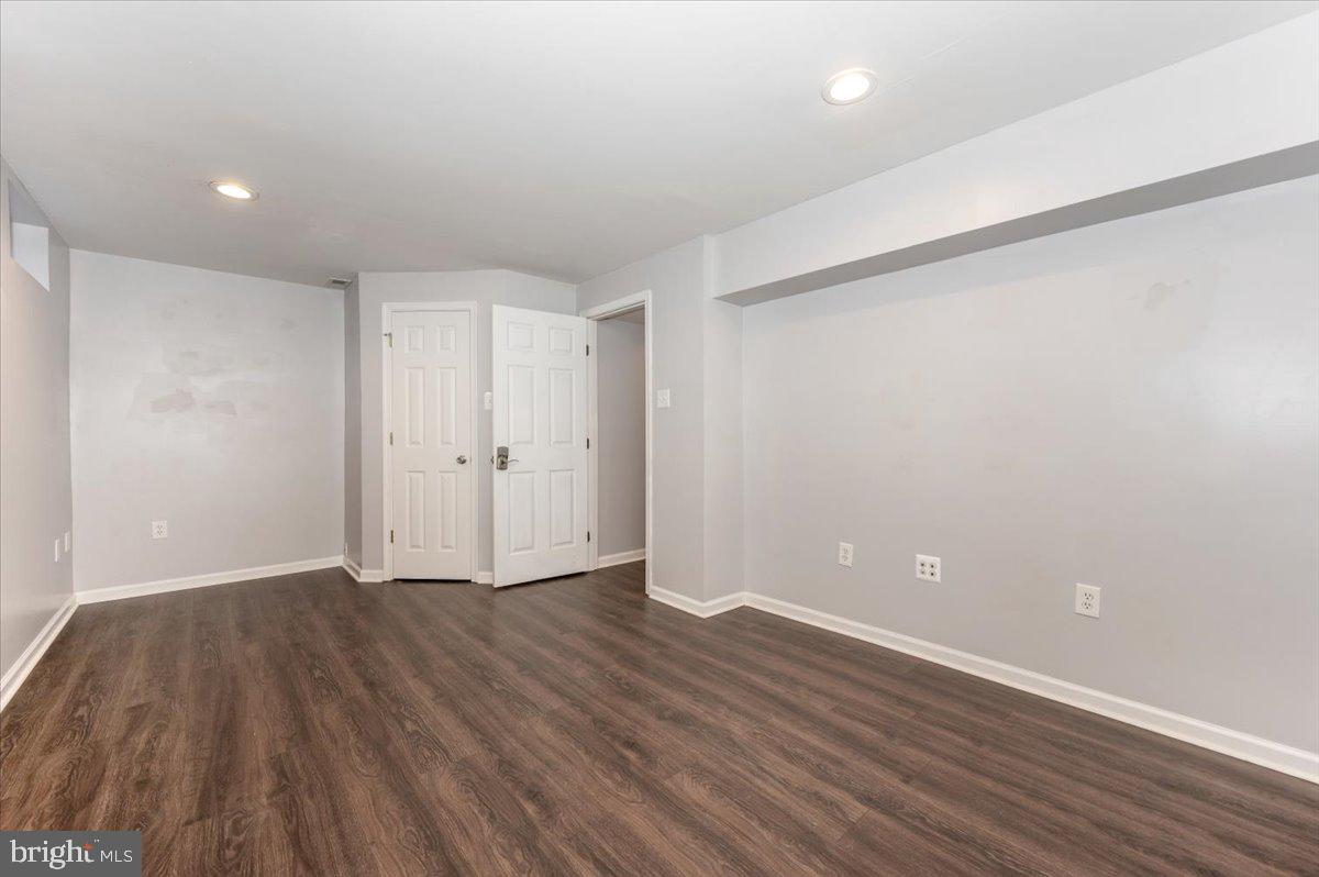 AMBER MEADOWS - Residential