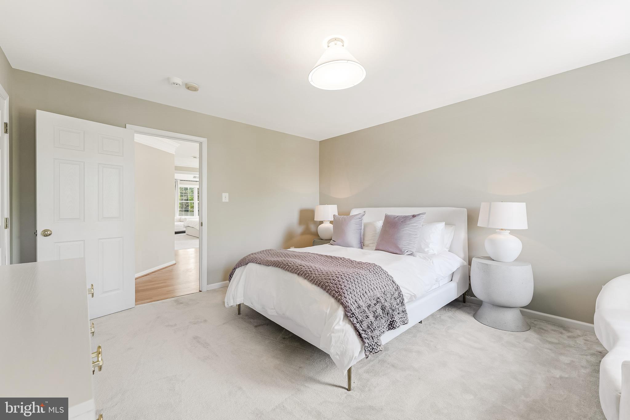 COUNTRY CLUB HILLS - Residential