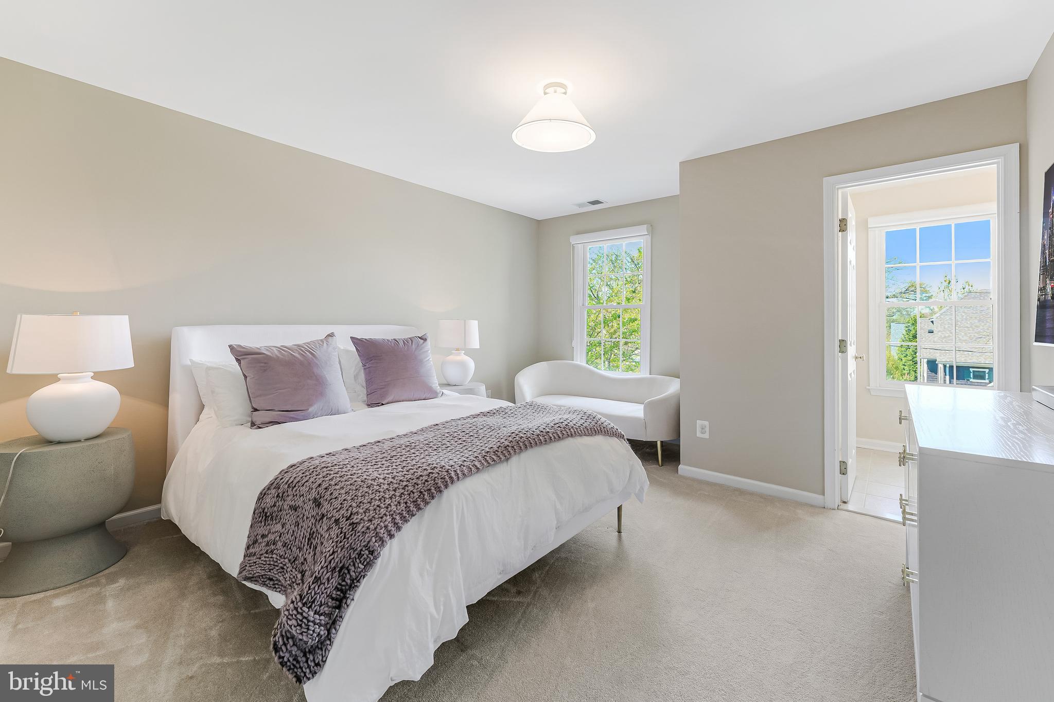 COUNTRY CLUB HILLS - Residential