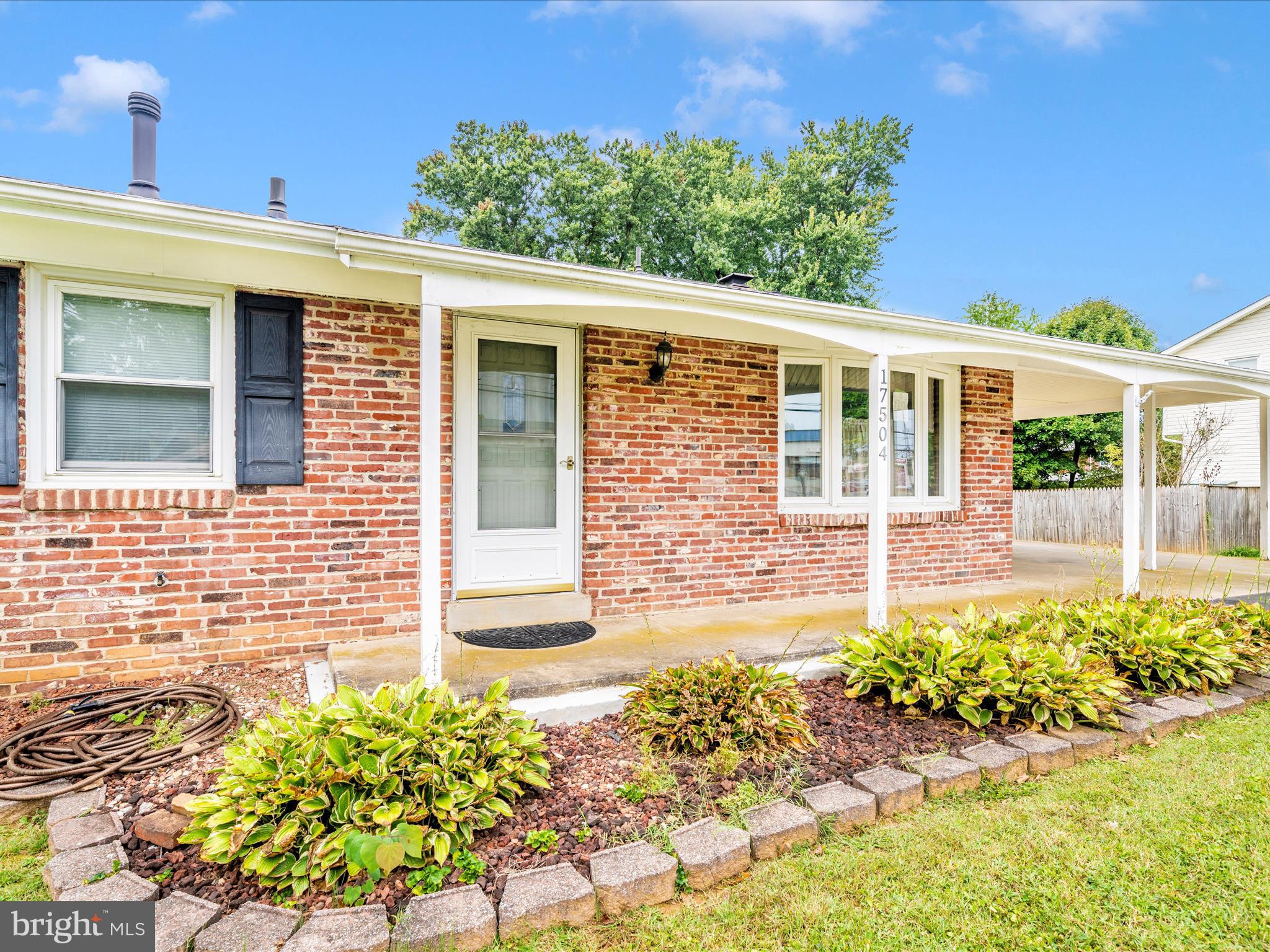 17504 REDLAND ROAD