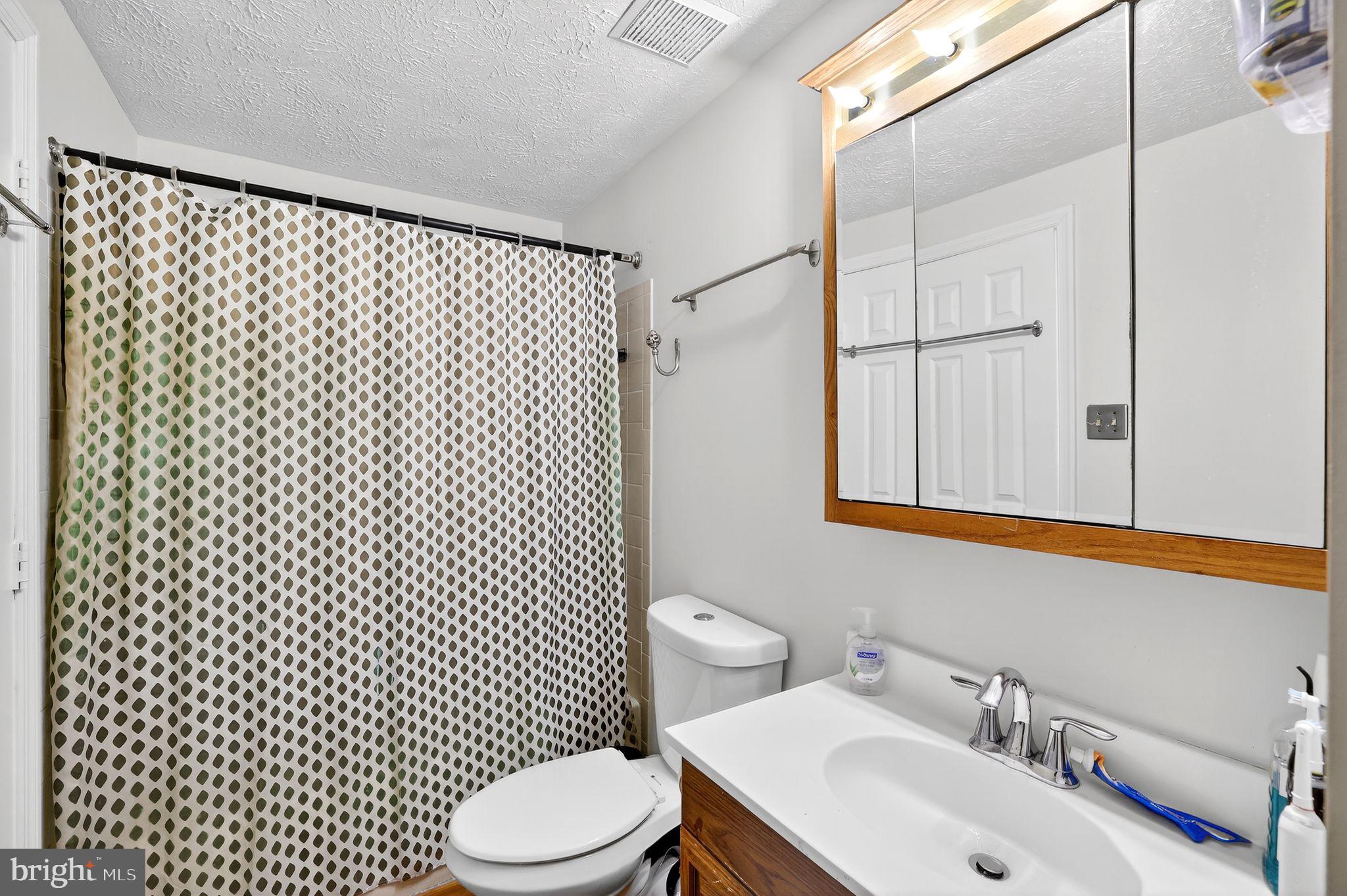 OAK POND PLAT FIVEPHASE - Residential