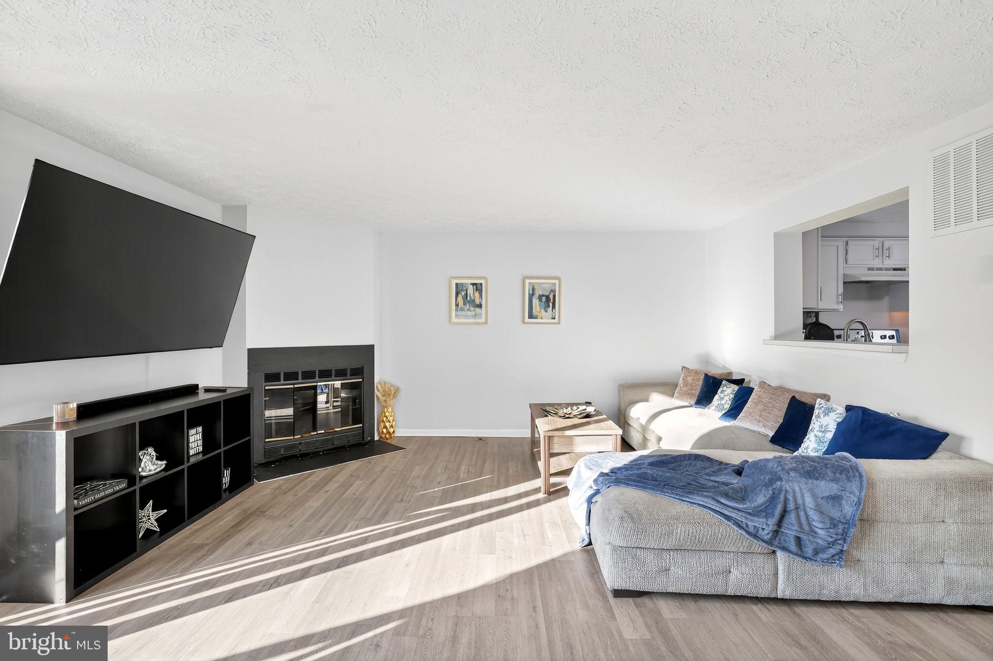 OAK POND PLAT FIVEPHASE - Residential