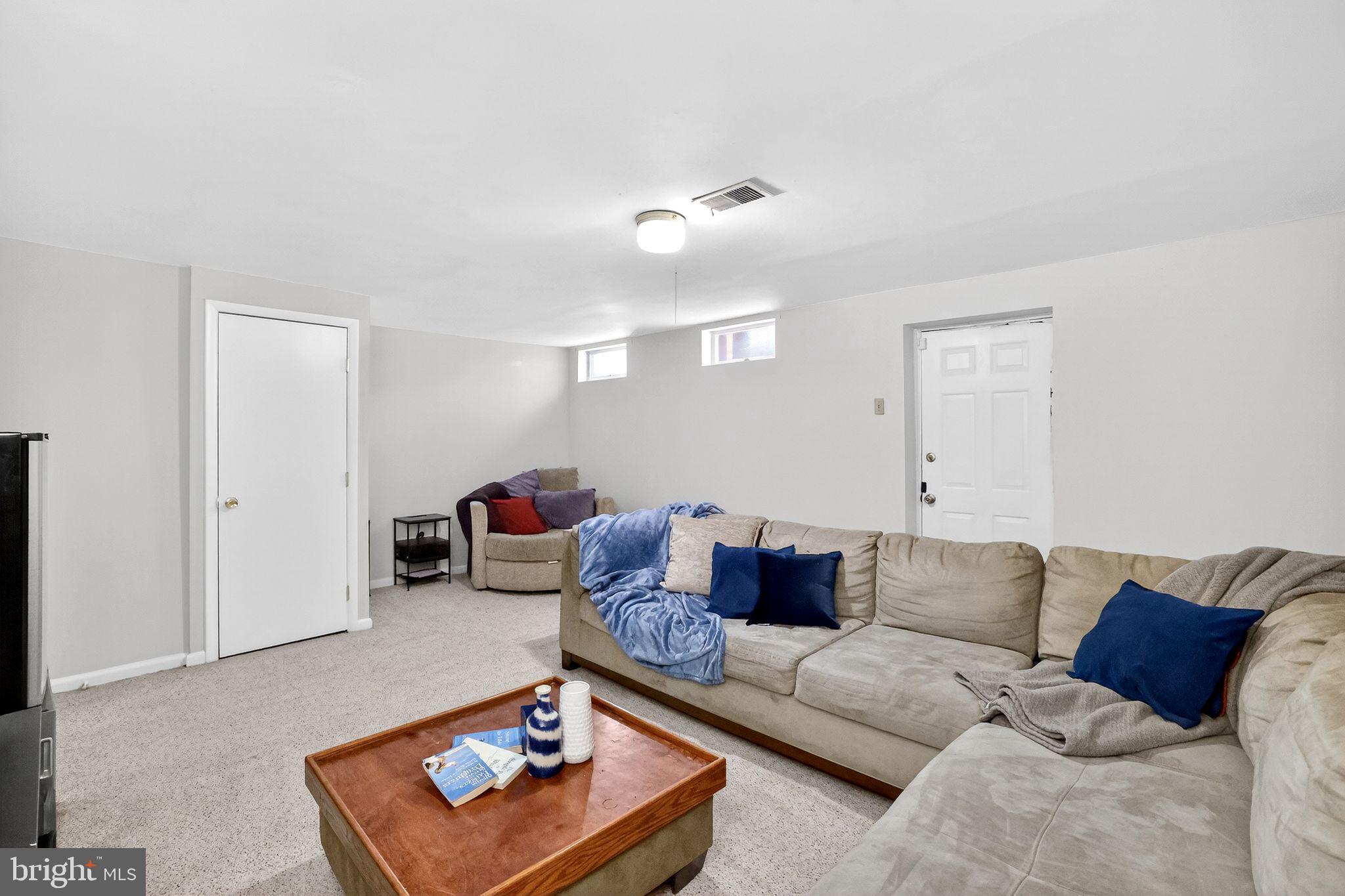 OAK POND PLAT FIVEPHASE - Residential