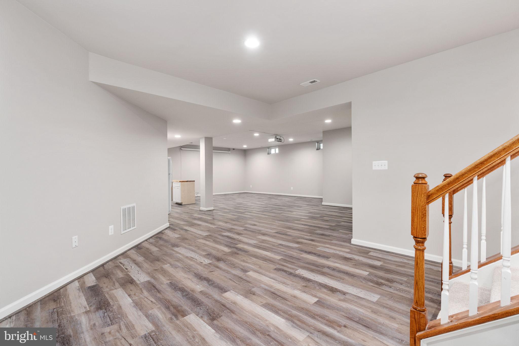 MEADOWS AT MORRIS FARM - Residential