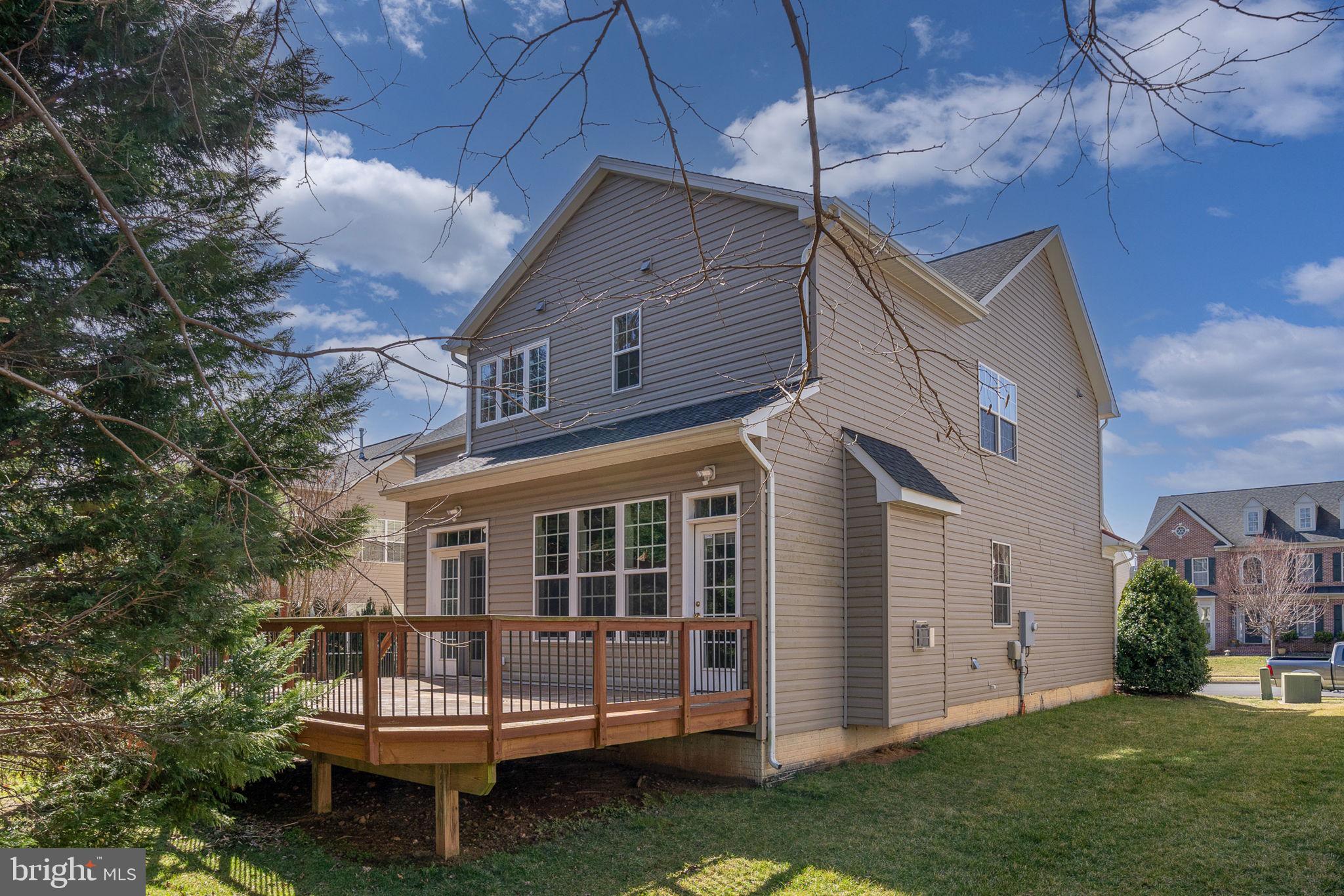 MEADOWS AT MORRIS FARM - Residential