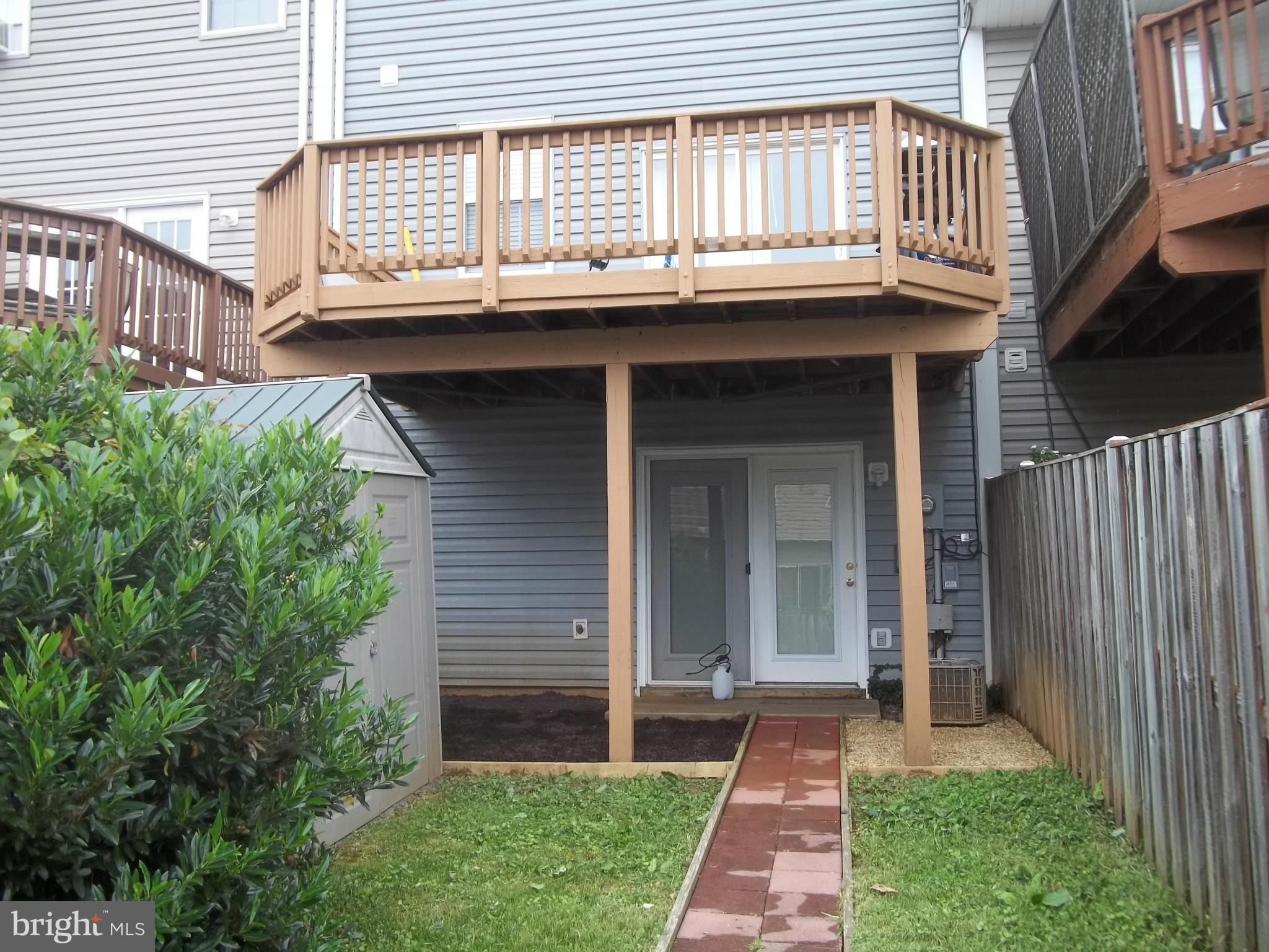 THE MEWS AT MENLOUGH - Residential