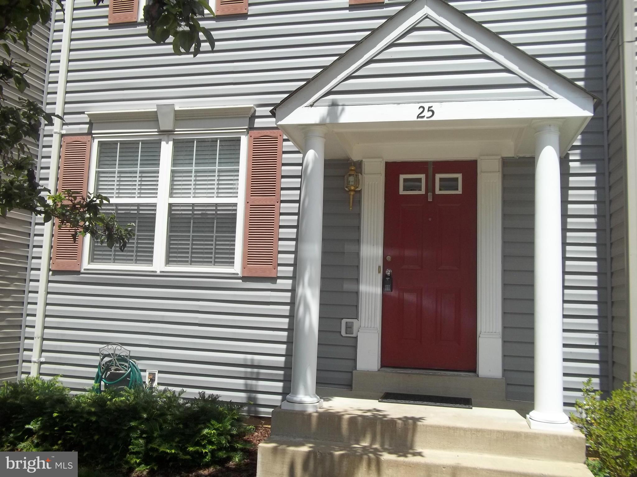 THE MEWS AT MENLOUGH - Residential