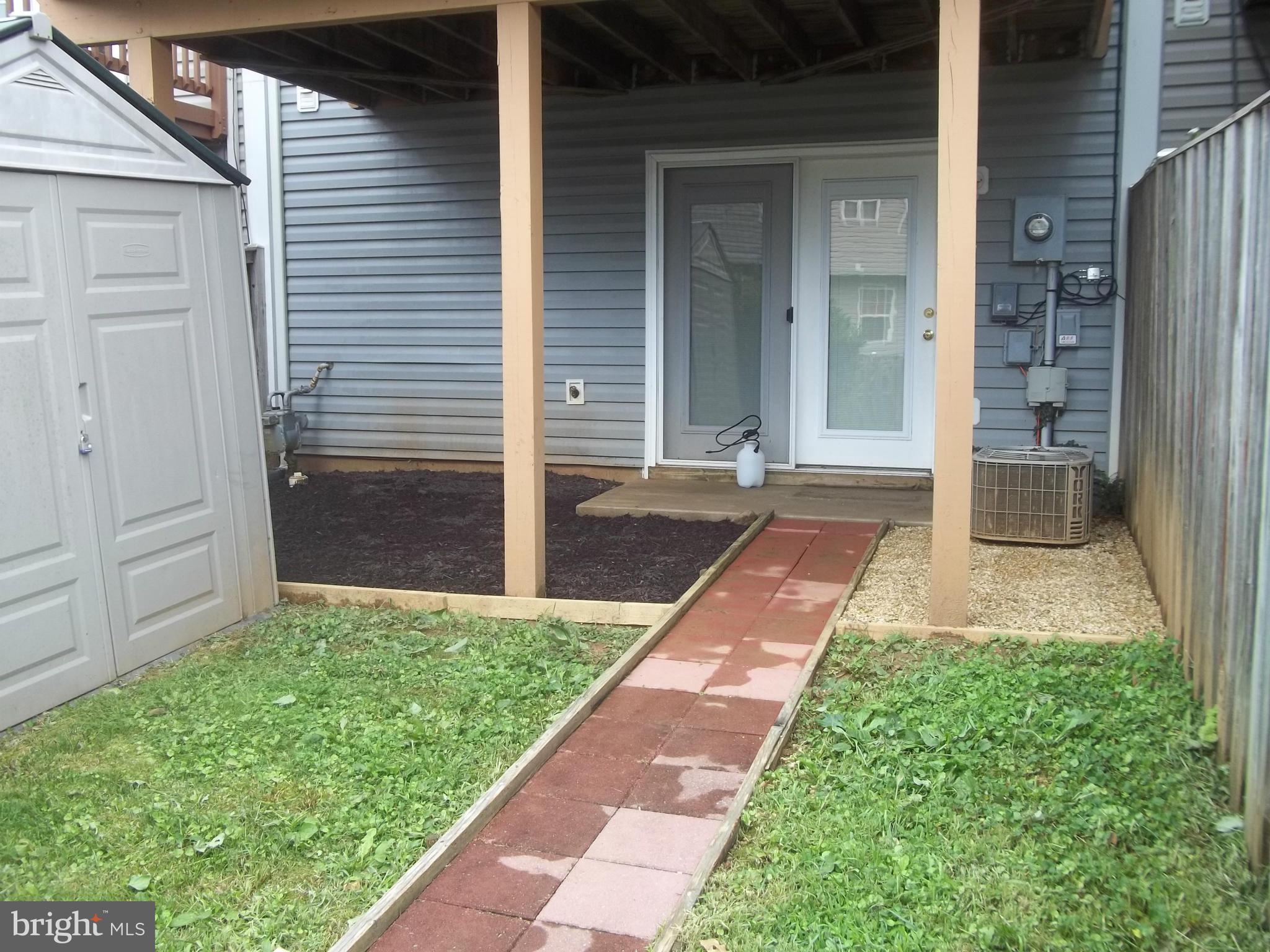 THE MEWS AT MENLOUGH - Residential