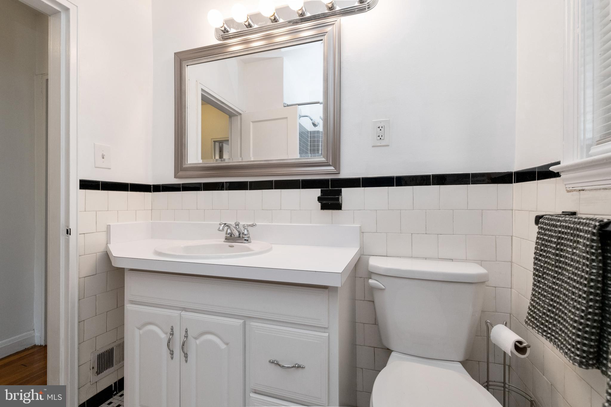 HAMPDEN HISTORIC DISTRICT - Residential