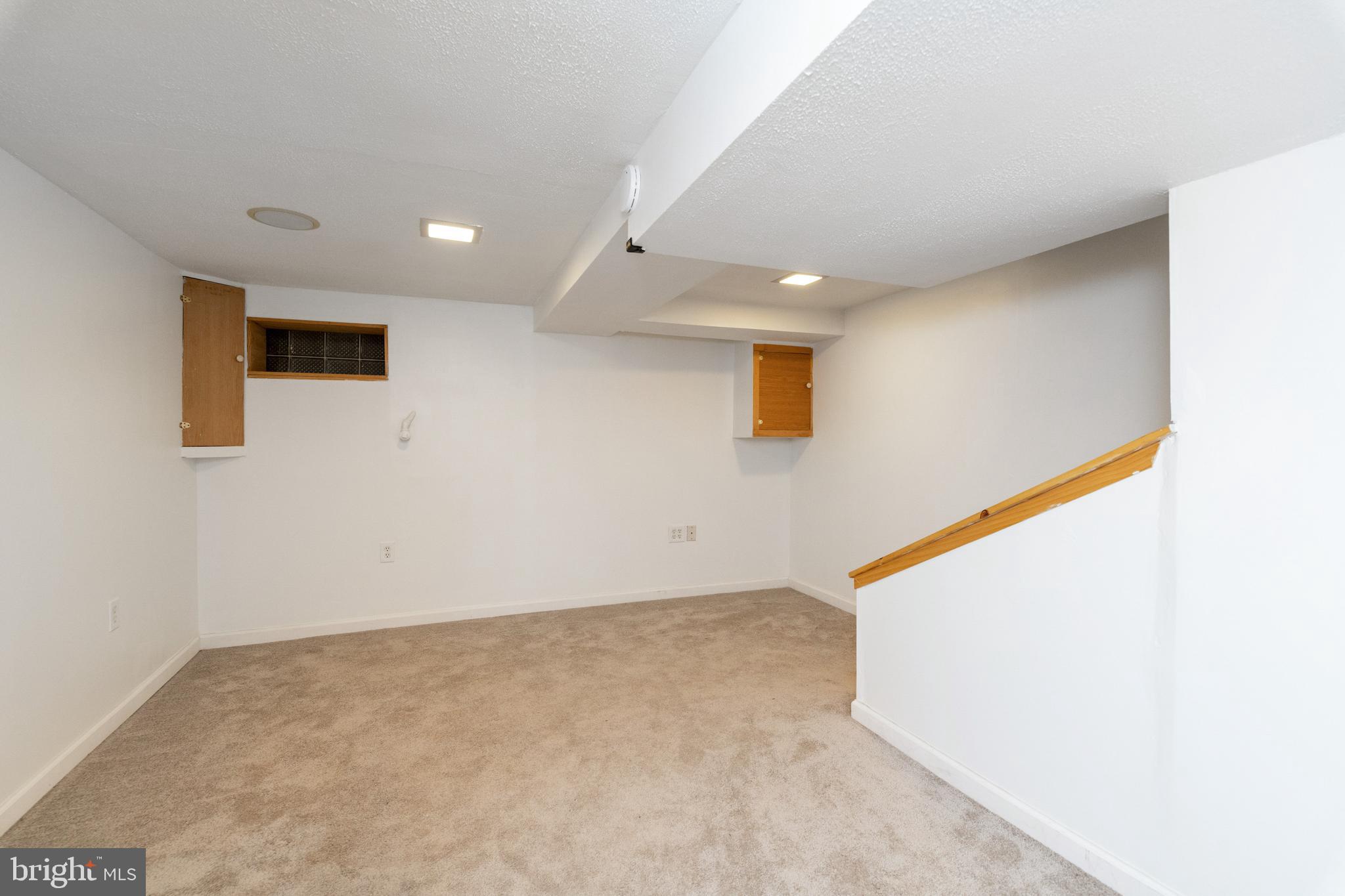 HAMPDEN HISTORIC DISTRICT - Residential