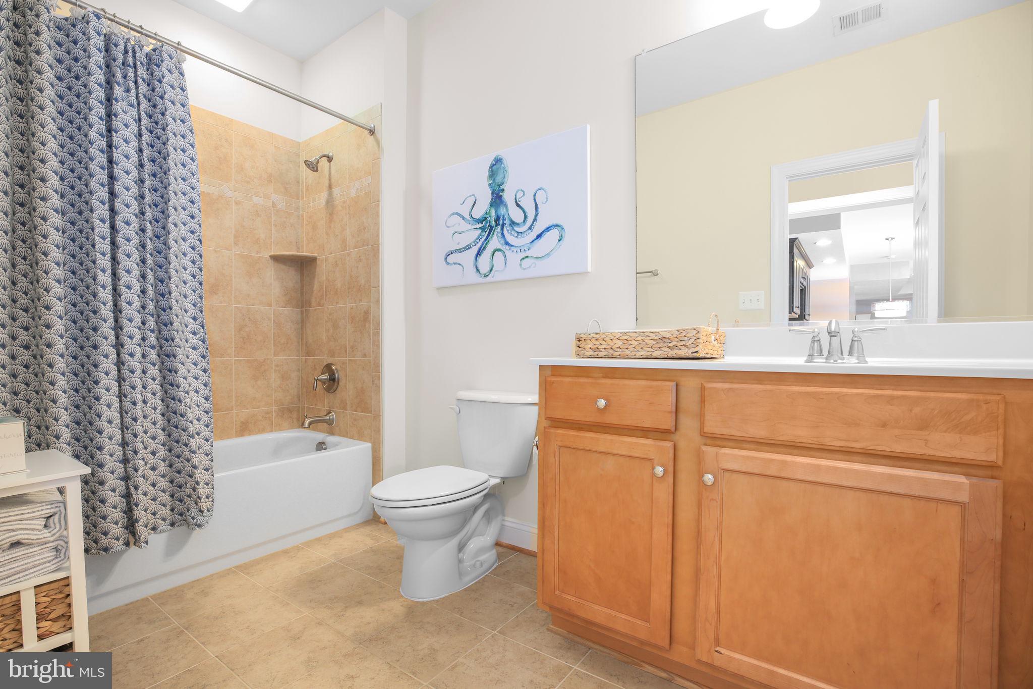 BLOOMSBURY FARM ESTATES - Residential