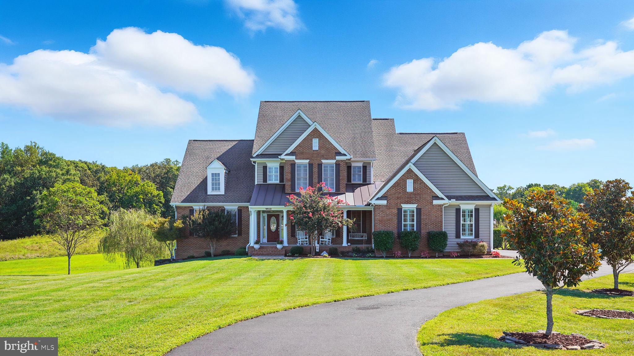 BLOOMSBURY FARM ESTATES - Residential
