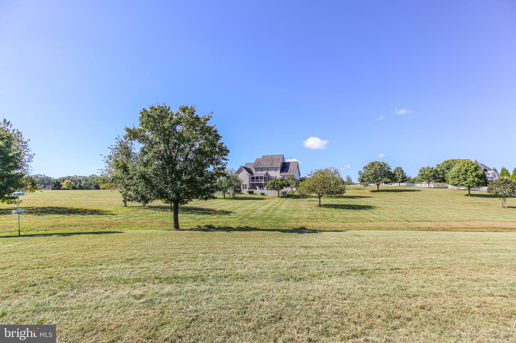 BLOOMSBURY FARM ESTATES - Residential