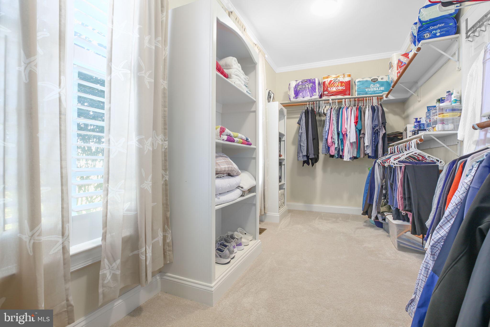 BLOOMSBURY FARM ESTATES - Residential