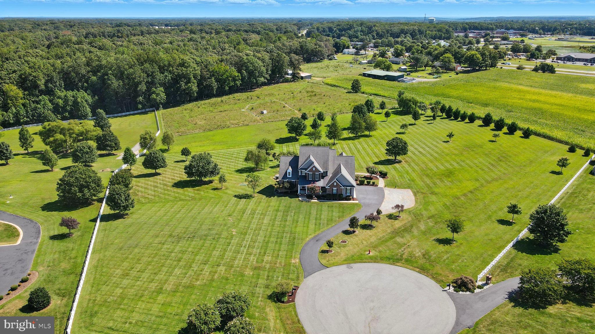 BLOOMSBURY FARM ESTATES - Residential