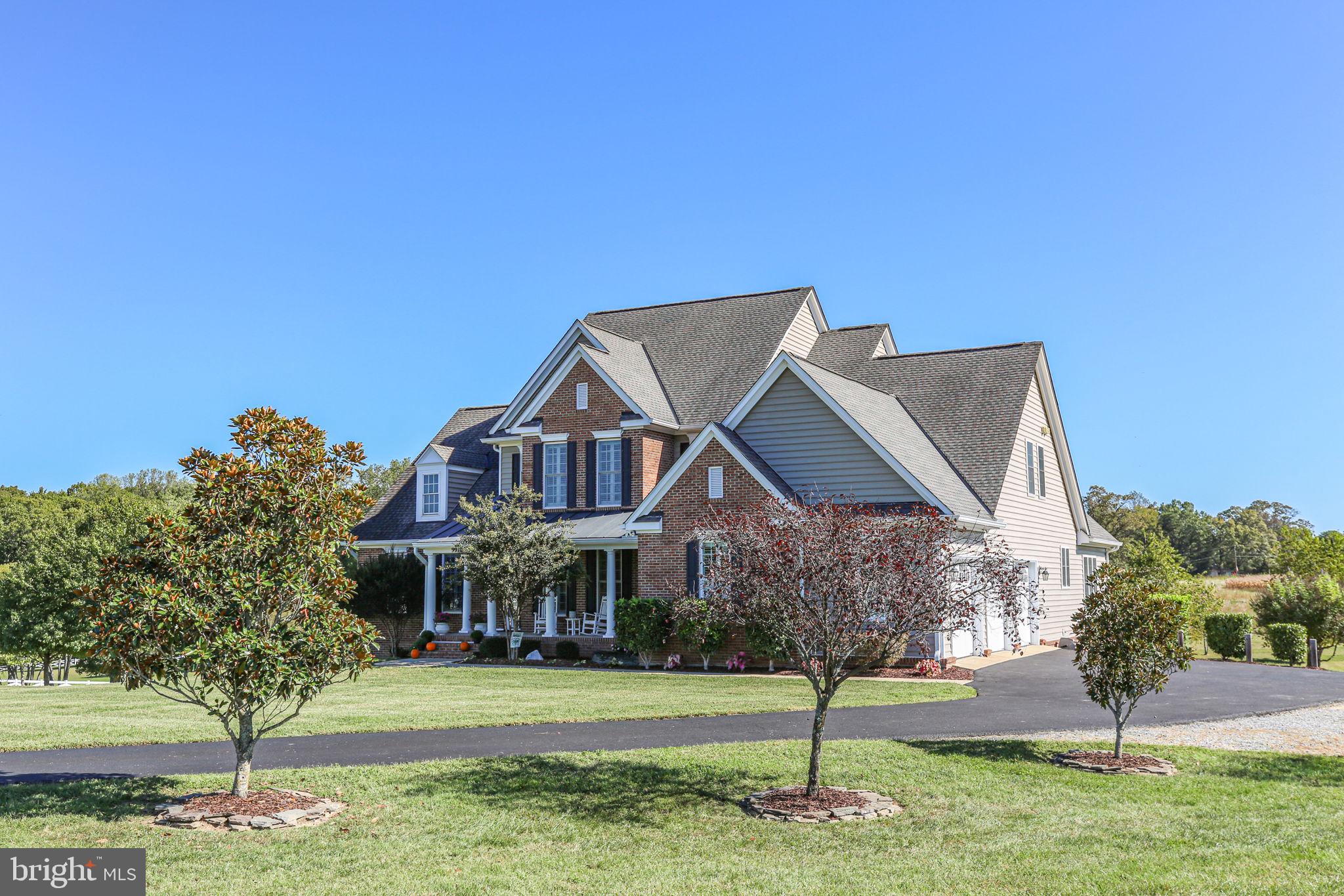 BLOOMSBURY FARM ESTATES - Residential