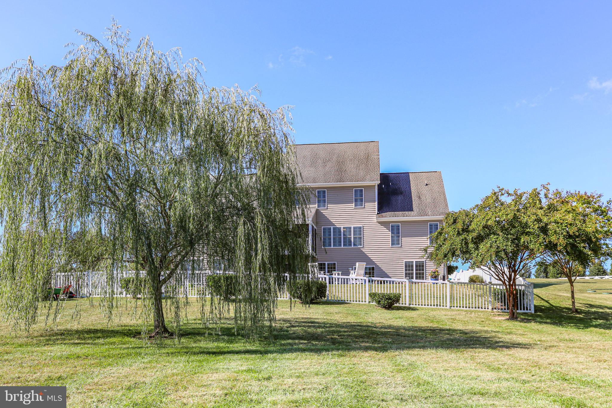 BLOOMSBURY FARM ESTATES - Residential