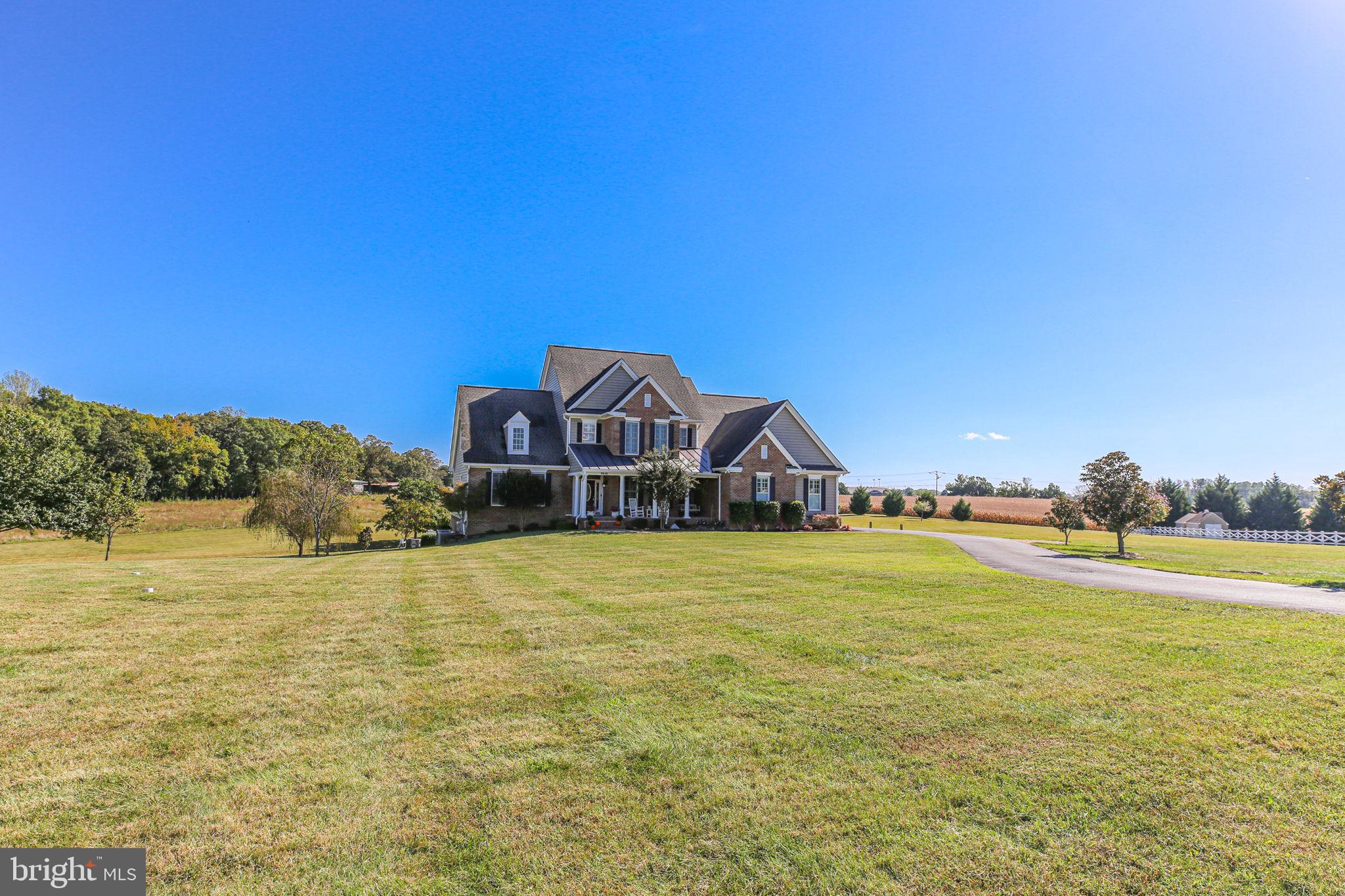 BLOOMSBURY FARM ESTATES - Residential