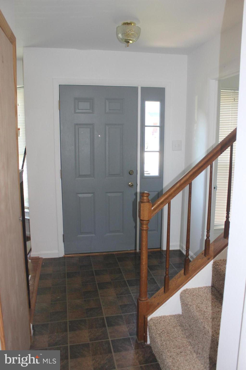 SOUTH HAMPTON - Residential