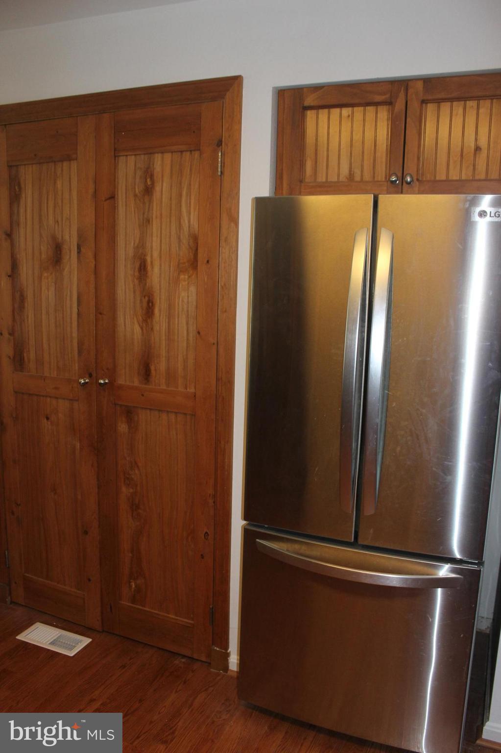 SOUTH HAMPTON - Residential