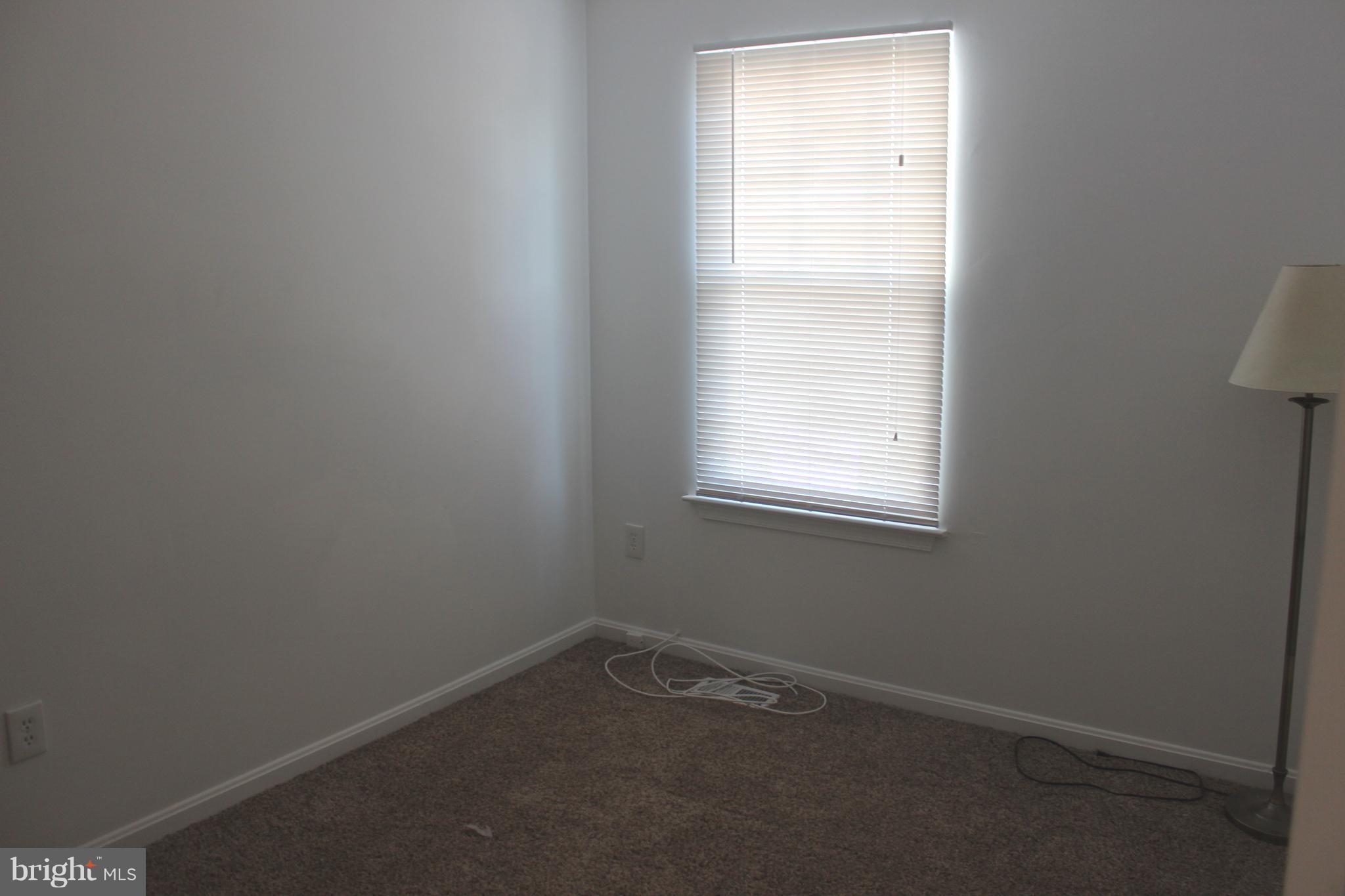 SOUTH HAMPTON - Residential