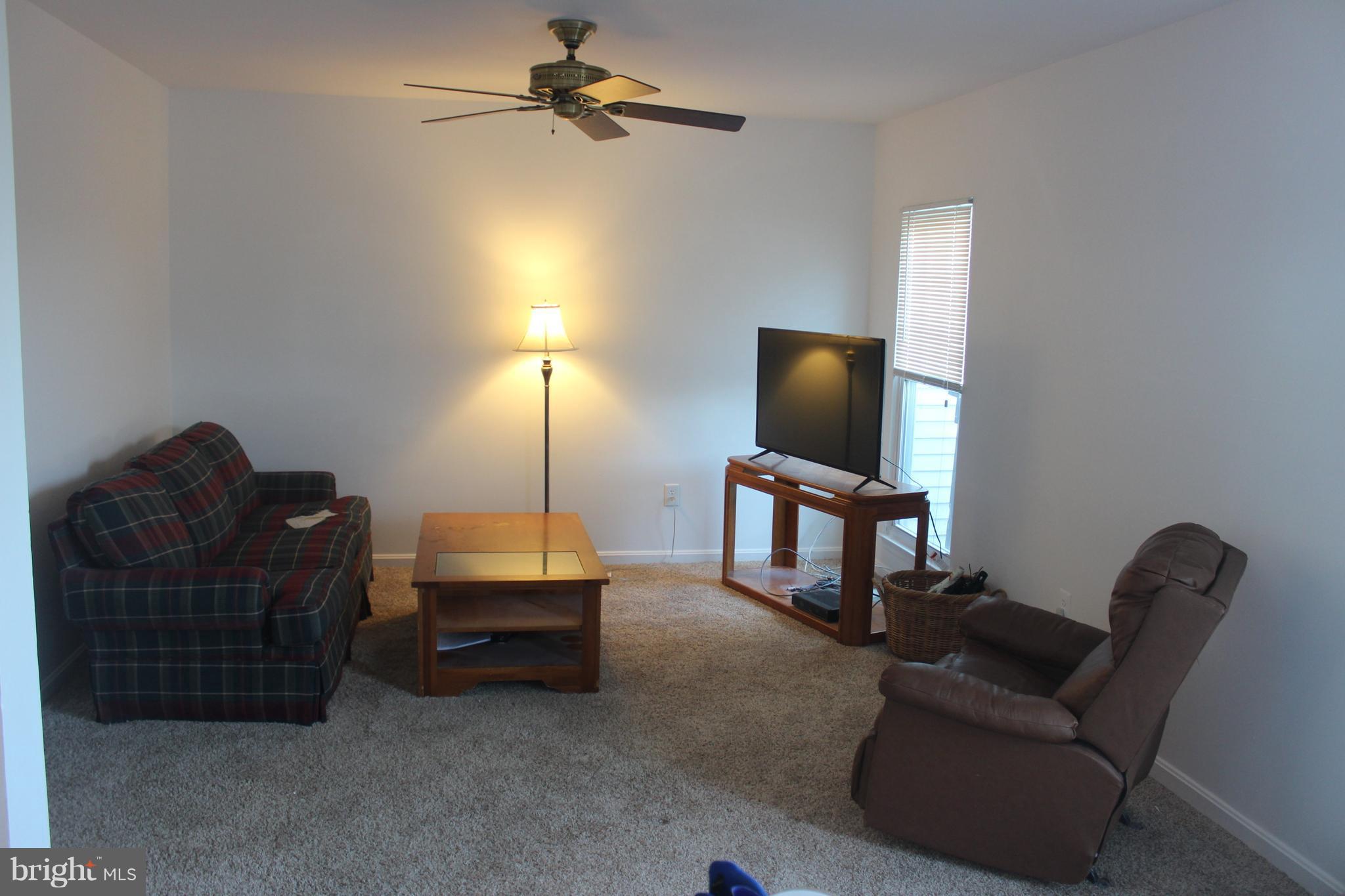 SOUTH HAMPTON - Residential