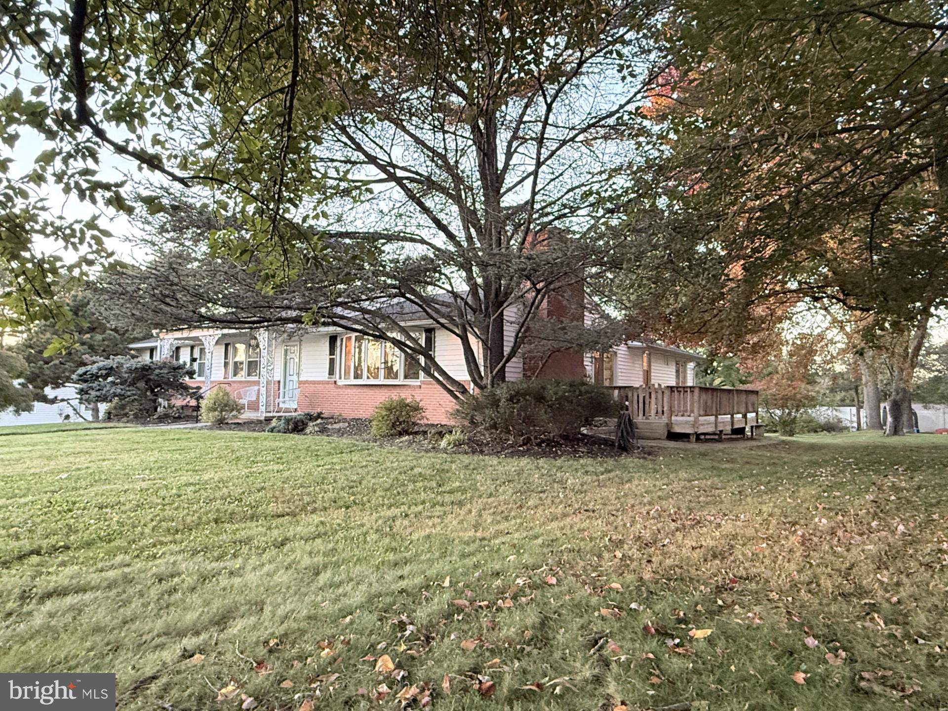34 SUNNYVIEW DRIVE