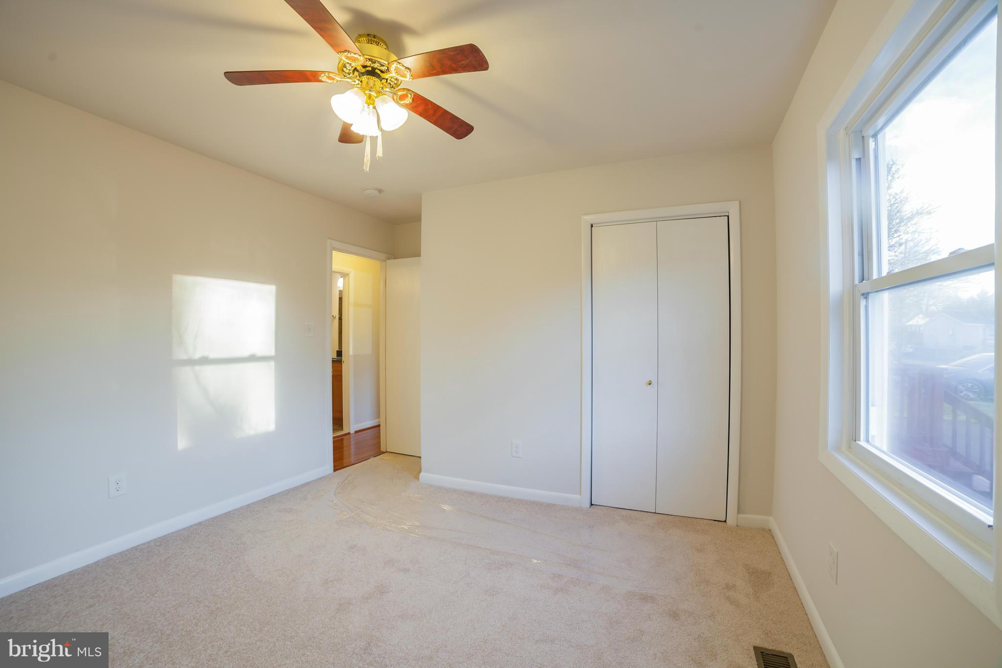 CATONSVILLE MANOR - Residential