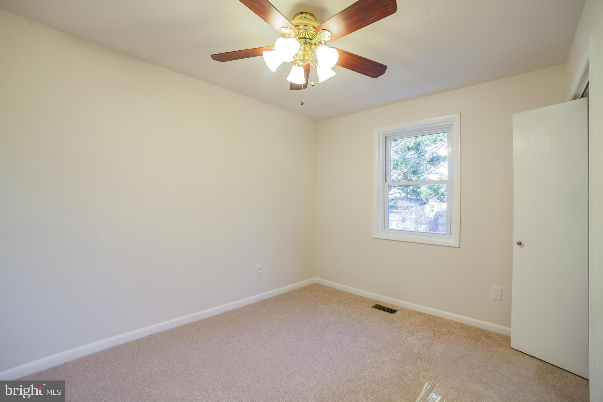 CATONSVILLE MANOR - Residential