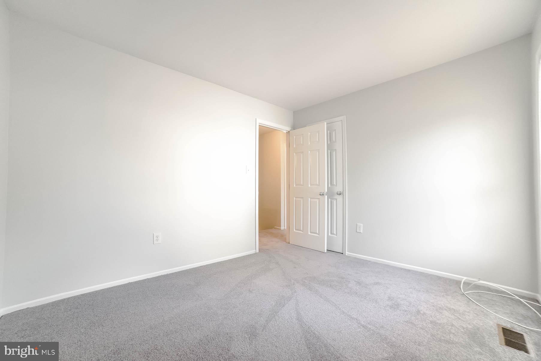 HAMPSHIRE - Residential