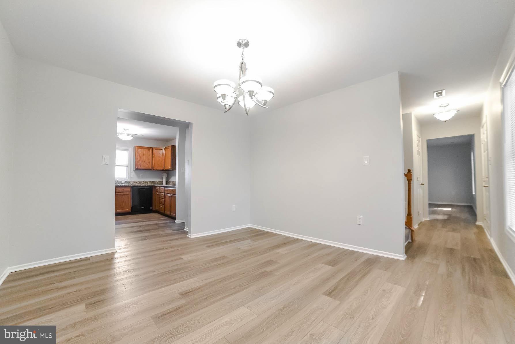 HAMPSHIRE - Residential