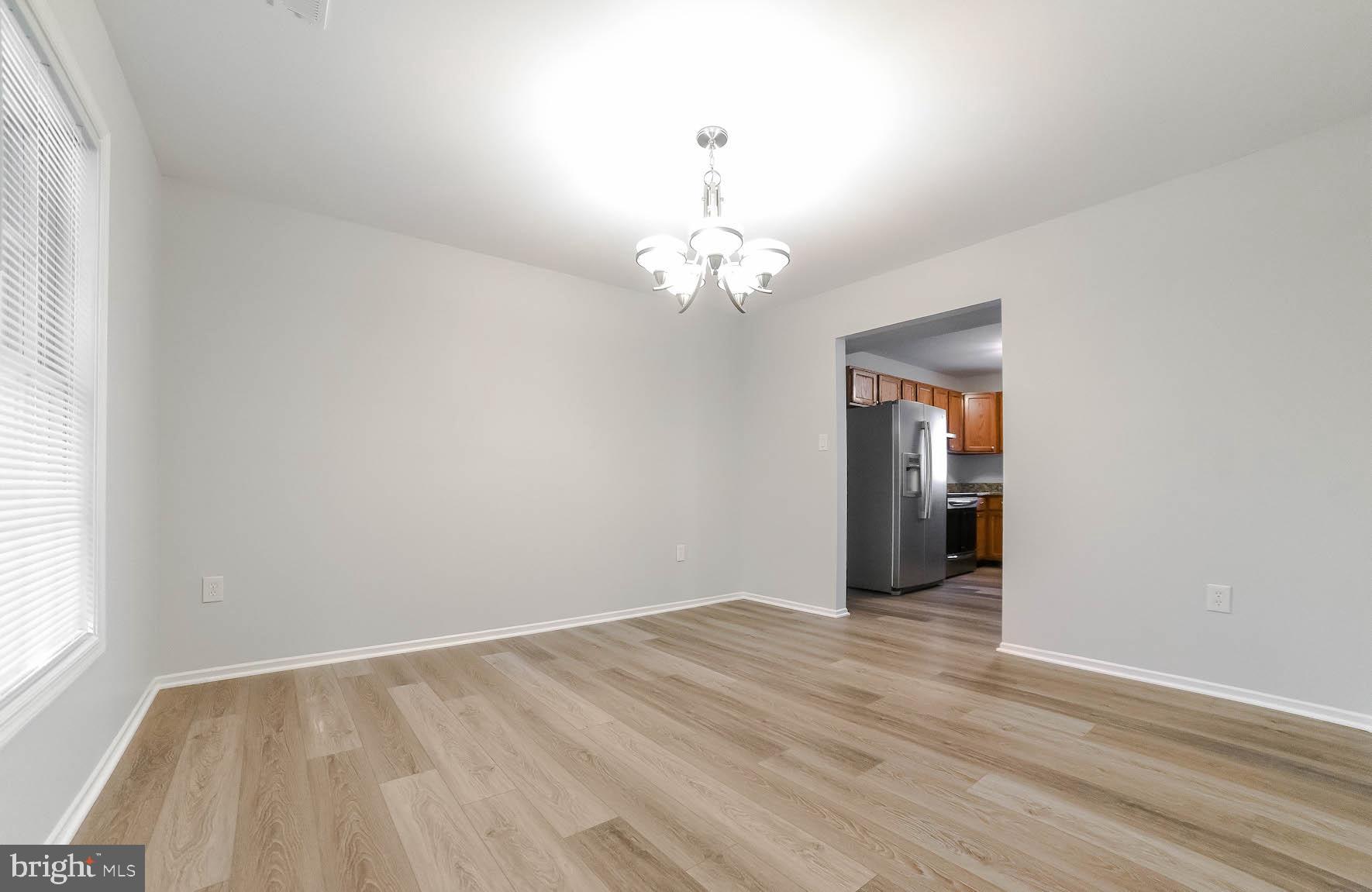 HAMPSHIRE - Residential