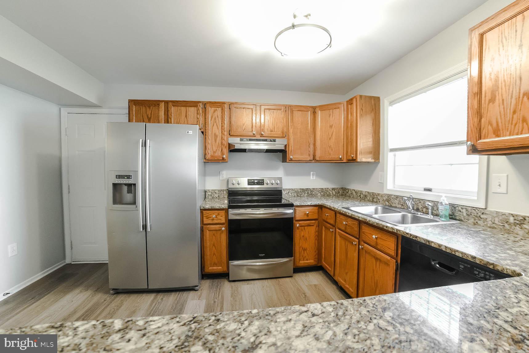 HAMPSHIRE - Residential