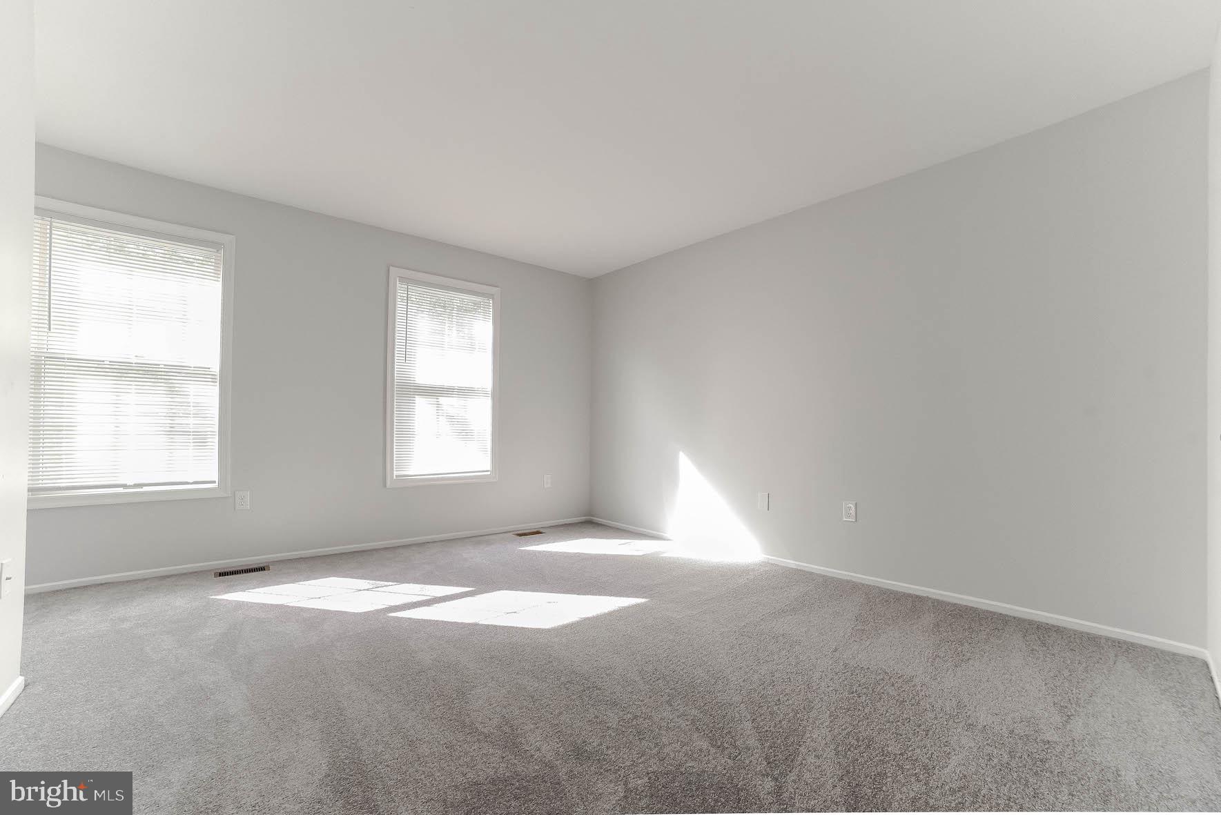 HAMPSHIRE - Residential