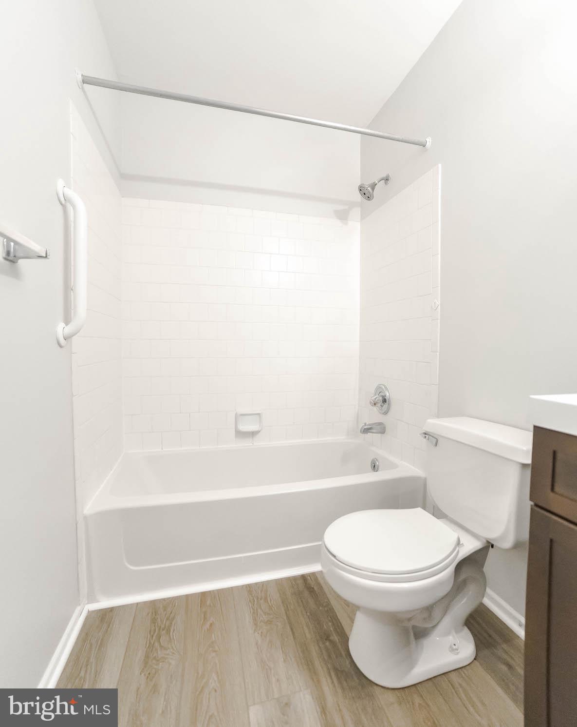 HAMPSHIRE - Residential