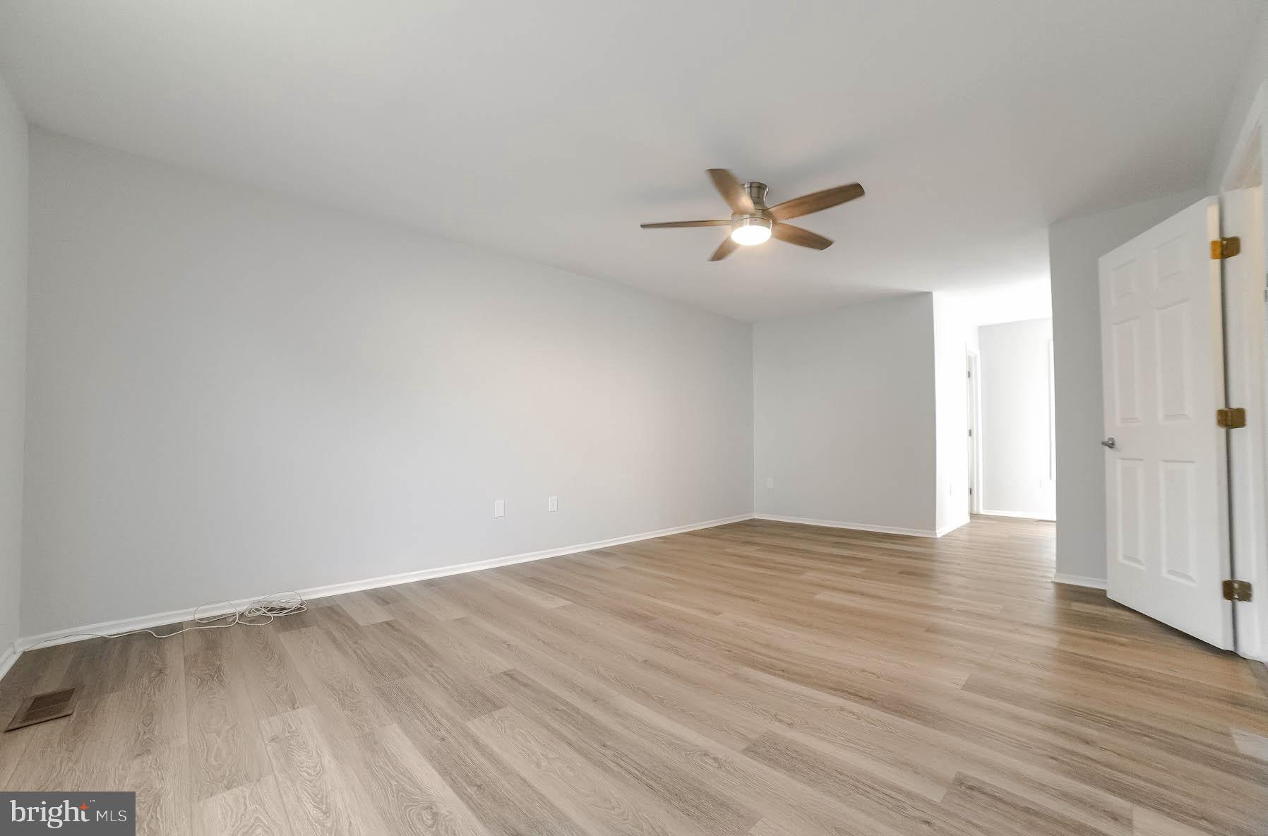 HAMPSHIRE - Residential