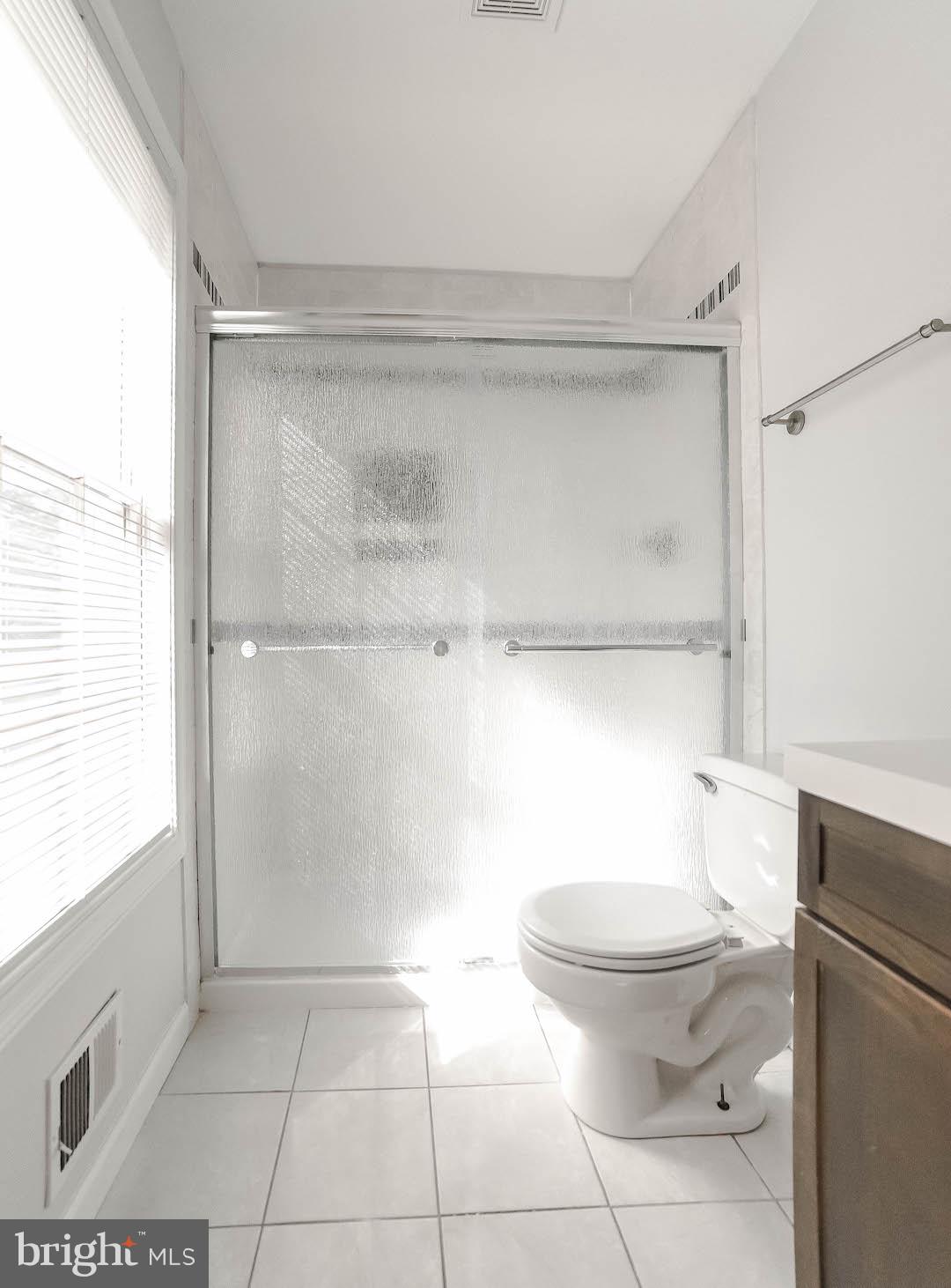 HAMPSHIRE - Residential