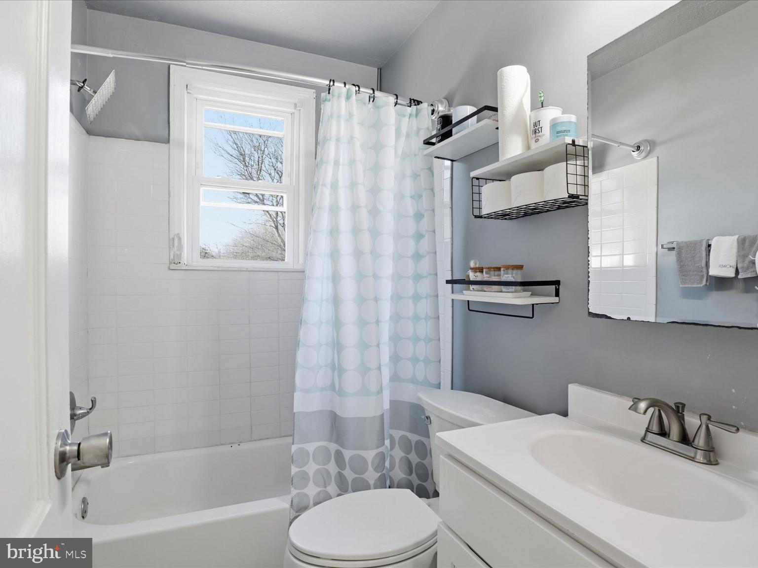 WHITE HALL PLAT 7 - Residential