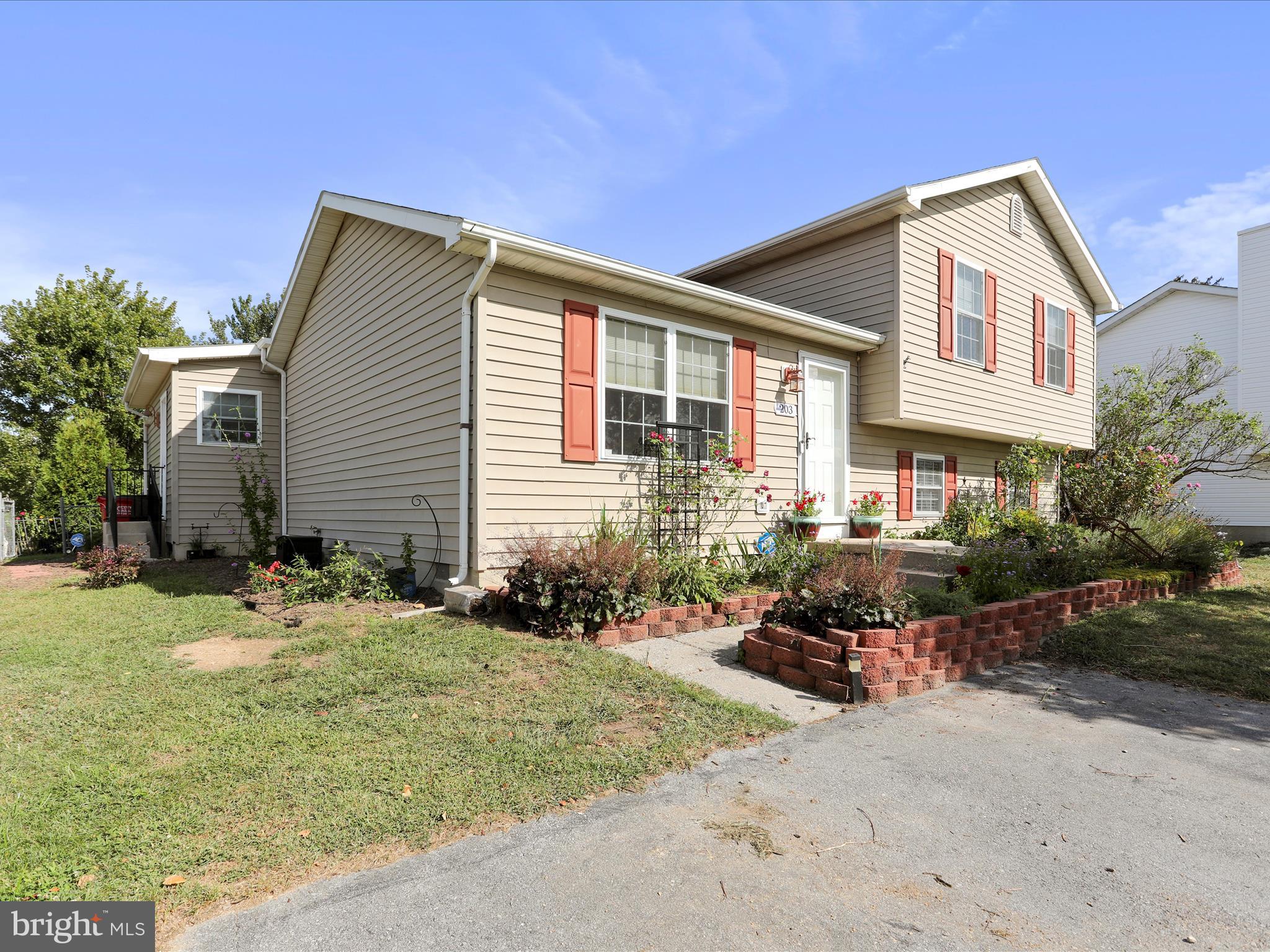 WILDFLOWER RIDGE - Residential