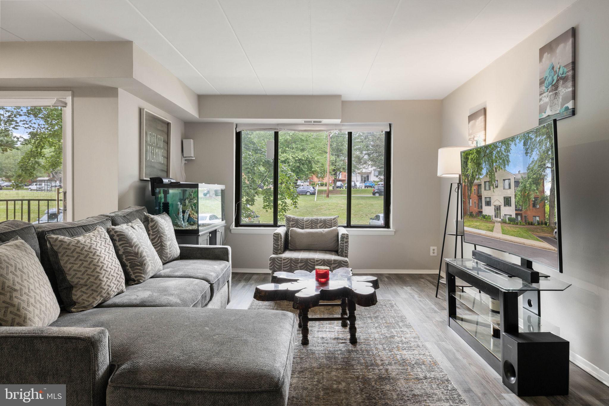 125 CLUBHOUSE DRIVE C SW 7