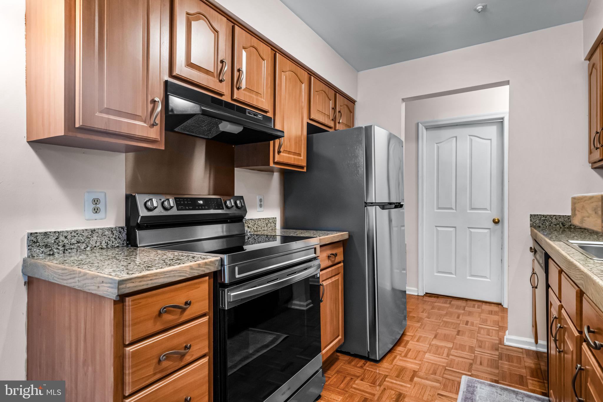 REMINGTON OAKS - Residential