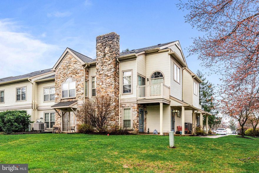 Welcome to Remington Oaks in award-winning Central Bucks Schools! Hassle-free living awaits in the 2-bedroom, 2-bath condo with an open kitchen and living room. First-floor condo living at its finest! Added bonus is the corner orientation for maximum sunlight into the unit. Or if you prefer, a wood fireplace for the nighttime. Right off of County Line Road and 202 which makes getting anywhere super easy. Make your appointment today to see this gem...