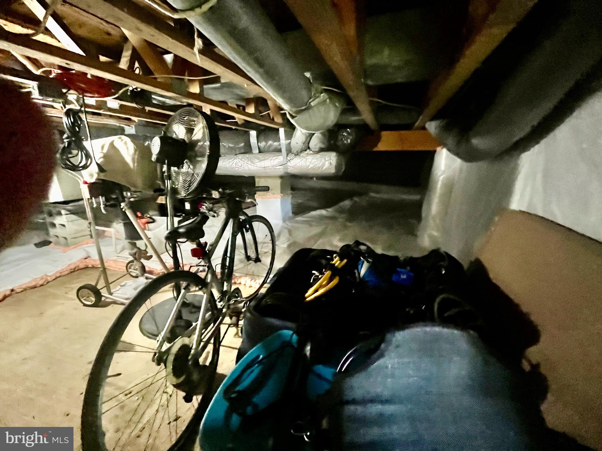 HILLSMERE SHORES - Residential