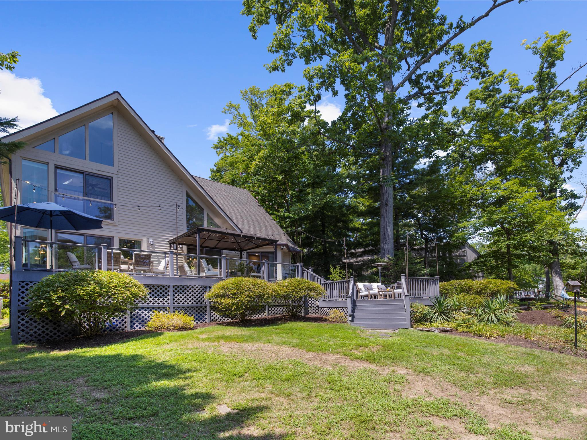 HILLSMERE SHORES - Residential