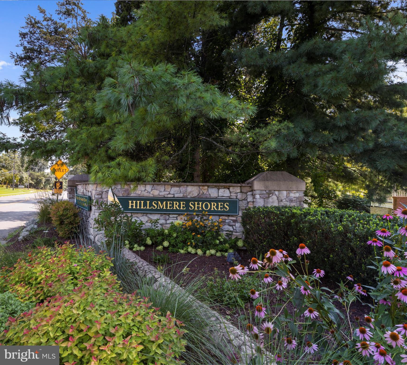 HILLSMERE SHORES - Residential