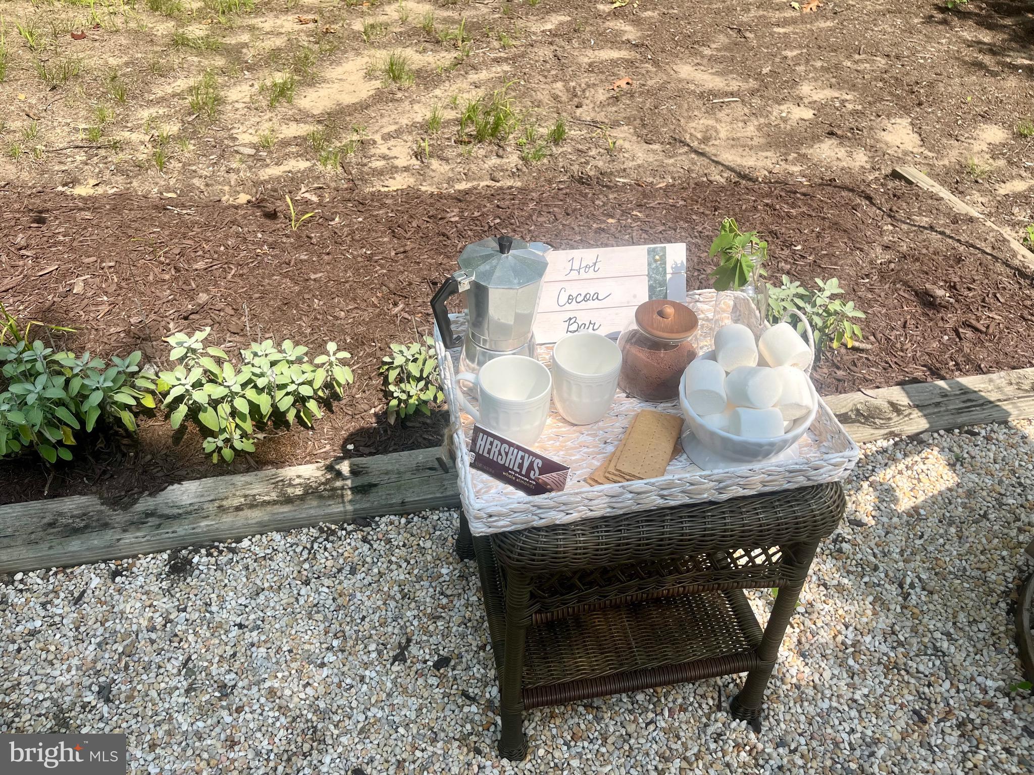 HILLSMERE SHORES - Residential