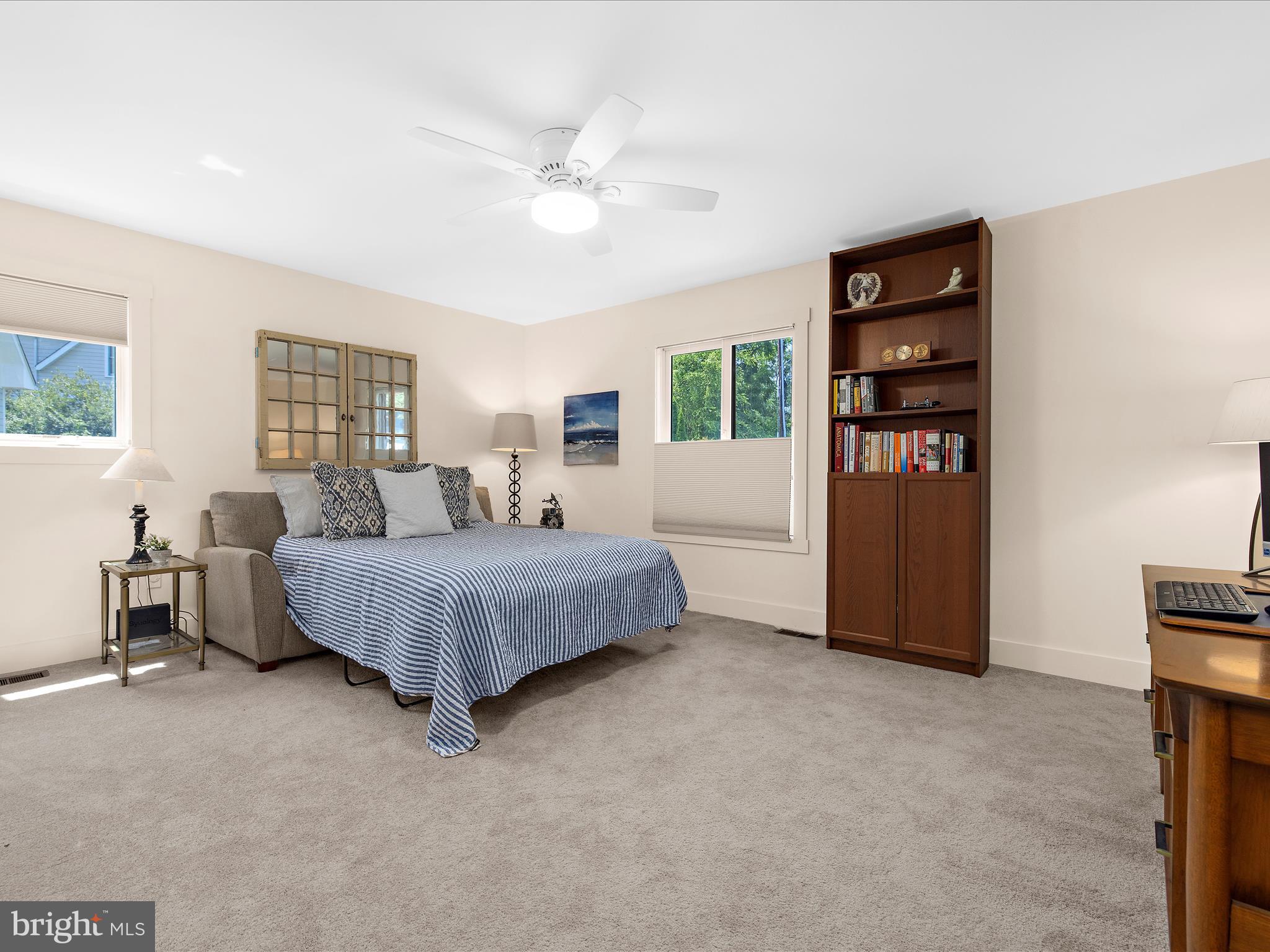 HILLSMERE SHORES - Residential